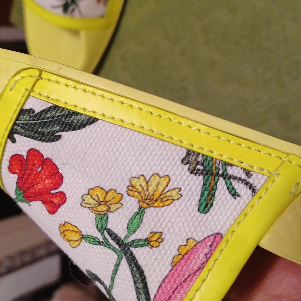 Authentic Gucci Slides - image 6